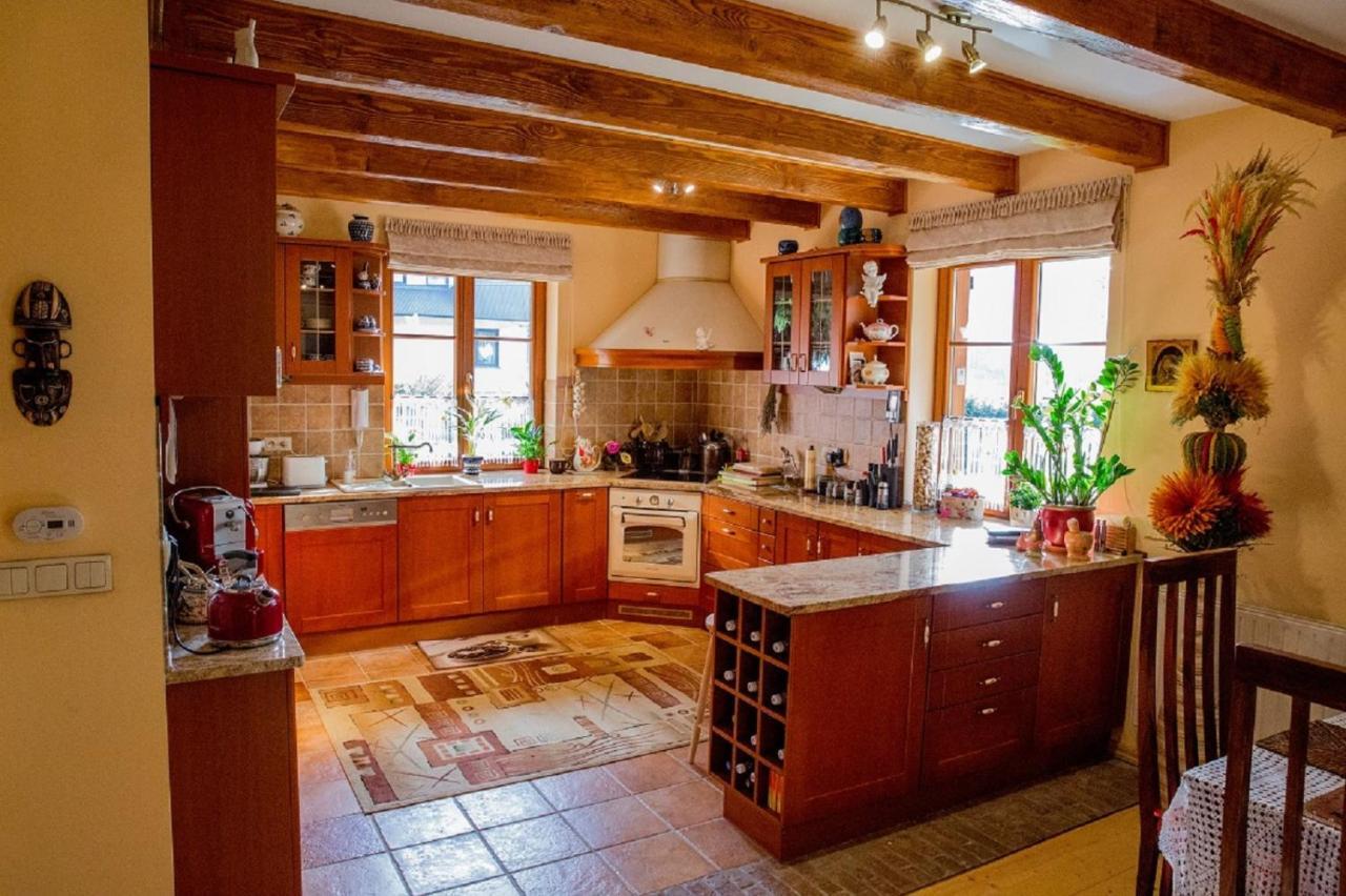 Willa Nad Popradem Bed & Breakfast Piwniczna-Zdroj Екстериор снимка