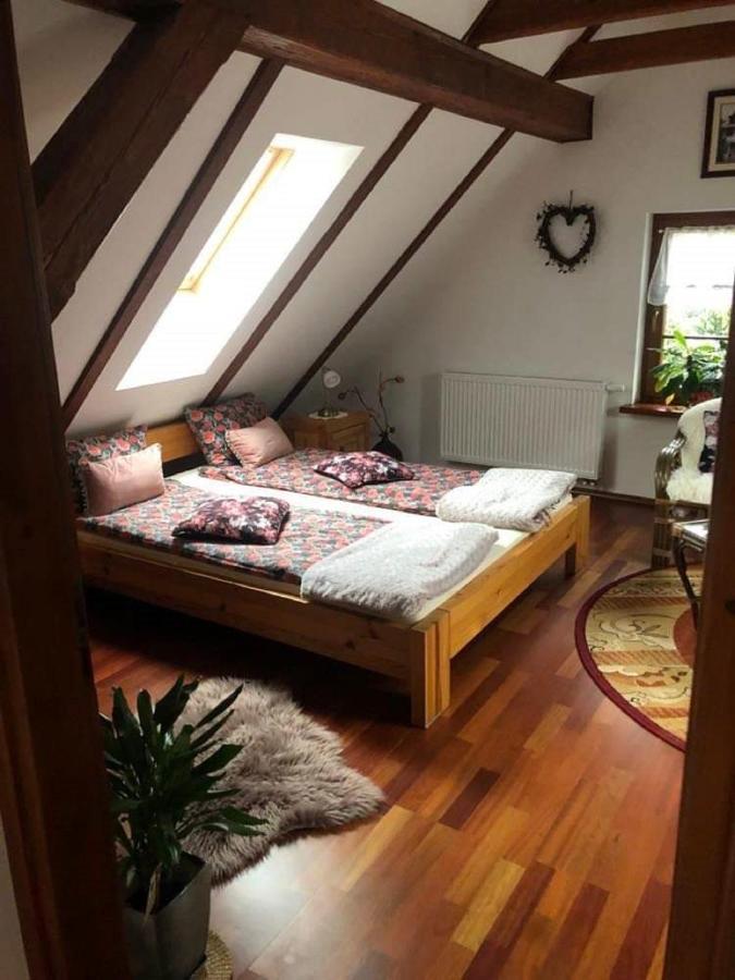 Willa Nad Popradem Bed & Breakfast Piwniczna-Zdroj Екстериор снимка